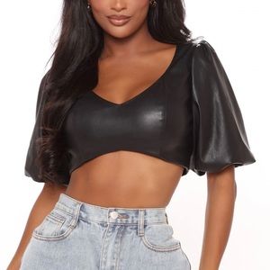 NWT Black Faux Leather Women’s Fashion Nova Crop Top S